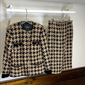 LA Mode Smarti Style Vintage Women's Black and Tan Tweed Jacket and Skirt Set-12